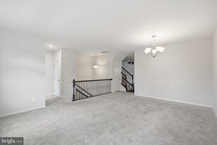 3634 Briarwood Dr in Dumfries, VA - Building Photo