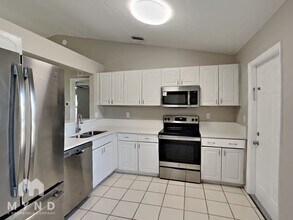 530 Delido Way in Kissimmee, FL - Building Photo - Building Photo