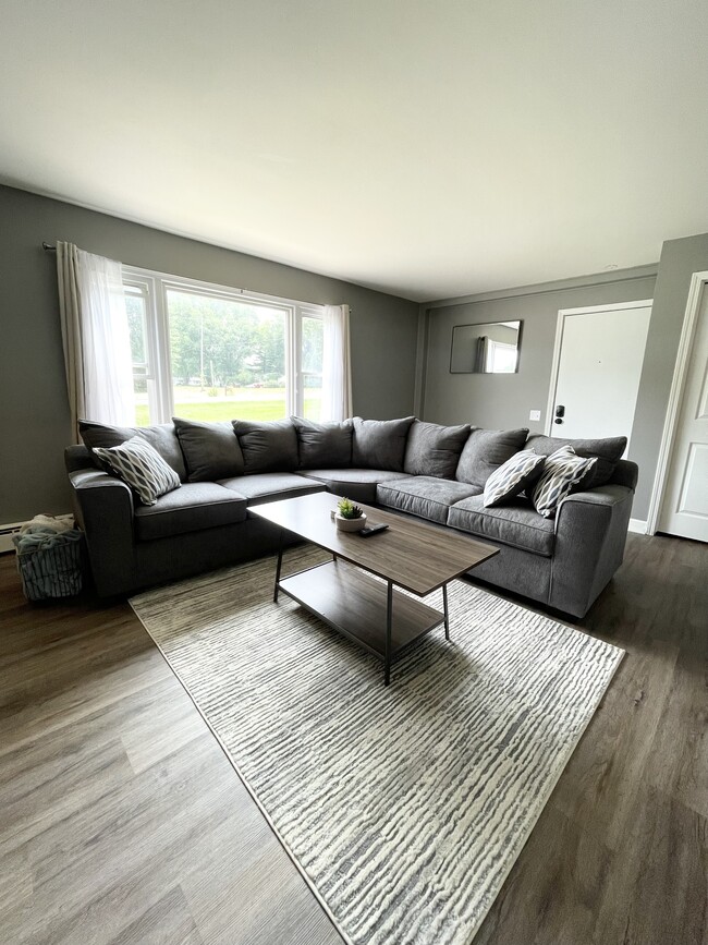 property at 2328 S Syene Rd