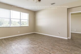 11133 Golden Silence Dr in Riverview, FL - Building Photo - Building Photo