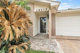 18215 Navajo Trail Dr in Spring, TX - Building Photo - Building Photo