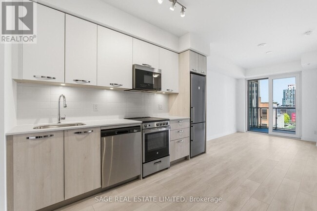 property at 75 James St S