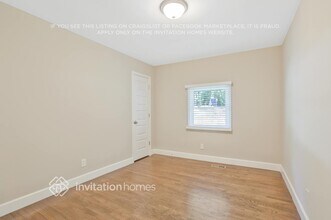 664 Indigo Ln NW in Atlanta, GA - Foto de edificio - Building Photo