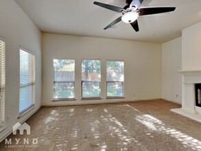 9501 National Pines Dr in McKinney, TX - Building Photo - Building Photo