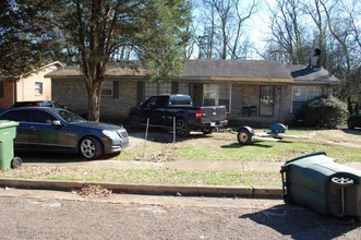 2714 Clayton Dr NW in Huntsville, AL - Building Photo - Building Photo