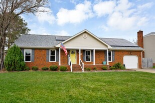 1225 Windswept Cir in Chesapeake, VA - Building Photo