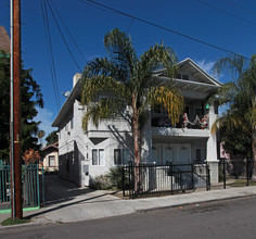 2323 Wall St in Los Angeles, CA - Building Photo - Building Photo