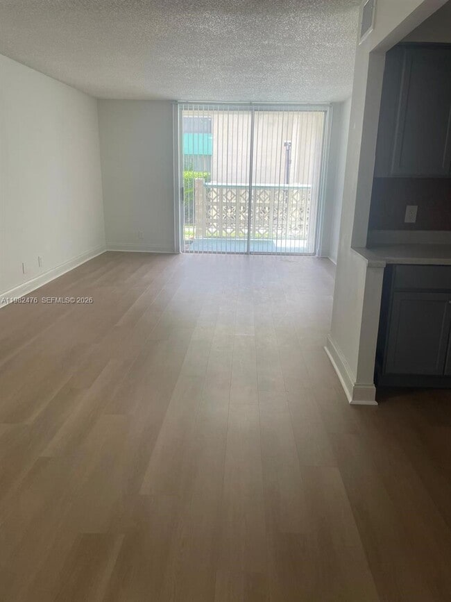 2029 NW 46th Ave in Lauderhill, FL - Building Photo - Building Photo