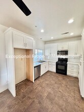 11328 Celeste Ct in Fontana, CA - Building Photo - Building Photo