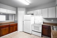 9018 Grannis St photo'