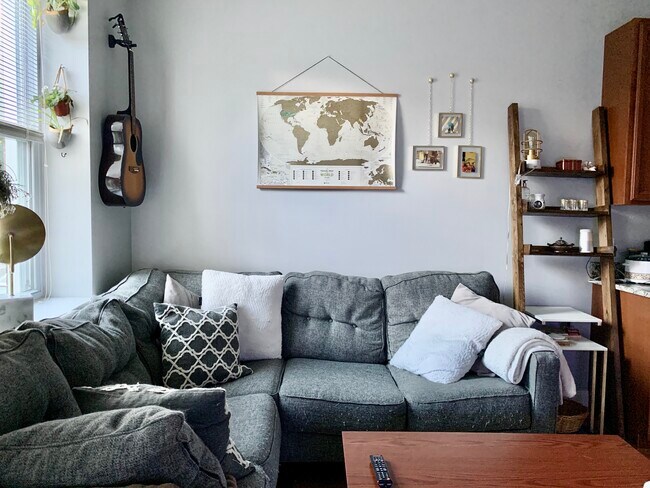3318 Sherman Ave NW, Unit 101