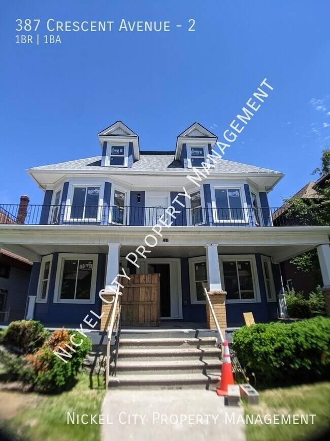 387 Crescent Ave in Buffalo, NY - Building Photo - Building Photo
