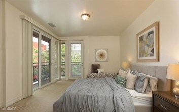 525 11th Ave in San Diego, CA - Building Photo - Building Photo