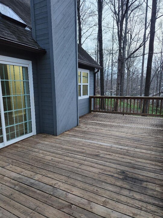 108 Jackson Ave in Farmville, VA - Building Photo