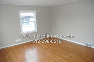1789 Blair Ave in St. Paul, MN - Building Photo - Building Photo