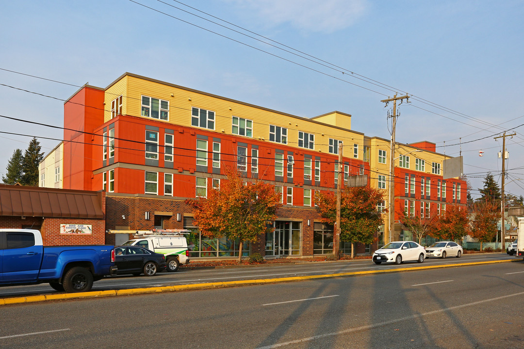 DESC's Aurora House in Seattle, WA - Building Photo