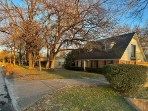 421 Forrest Ln in Corsicana, TX - Building Photo - Building Photo