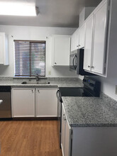 5344 Wisteria Way in Livermore, CA - Building Photo - Building Photo