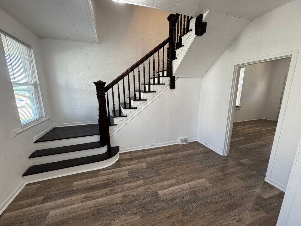 913 Union Ave in McKeesport, PA - Building Photo