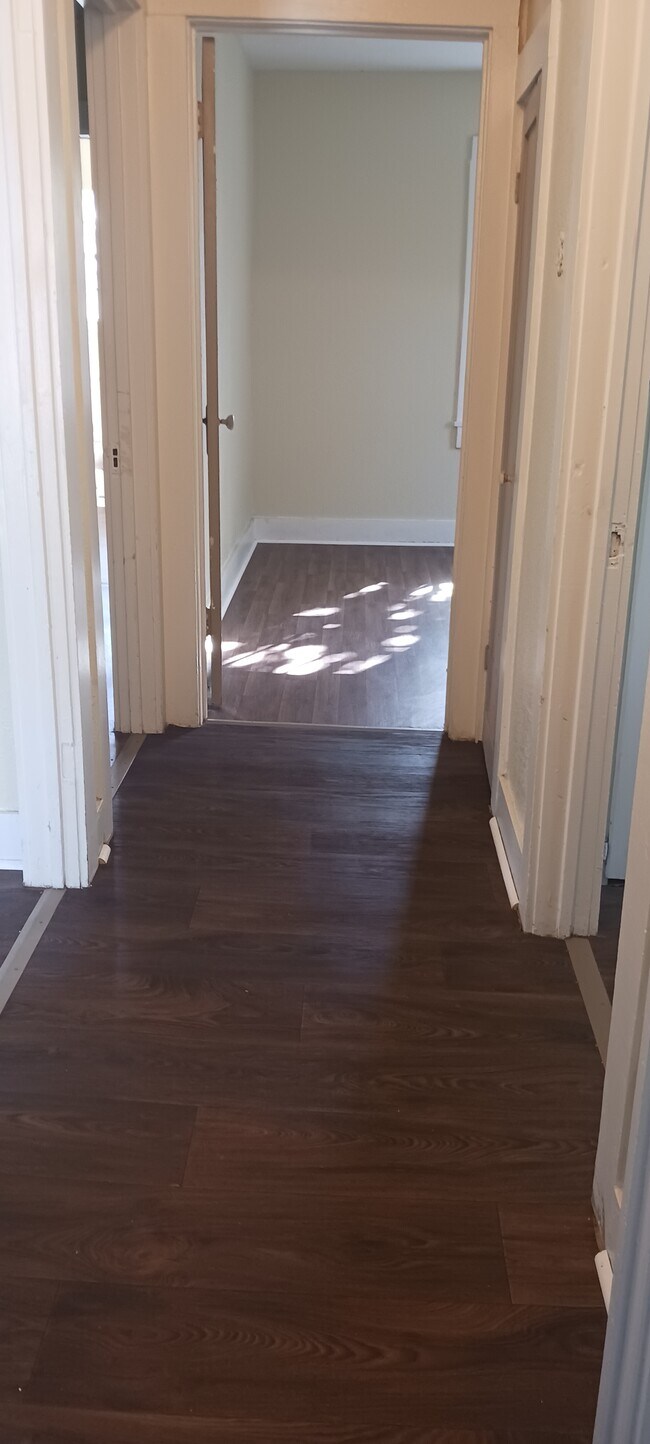 827 W Main St in Magnolia, AR - Building Photo - Building Photo