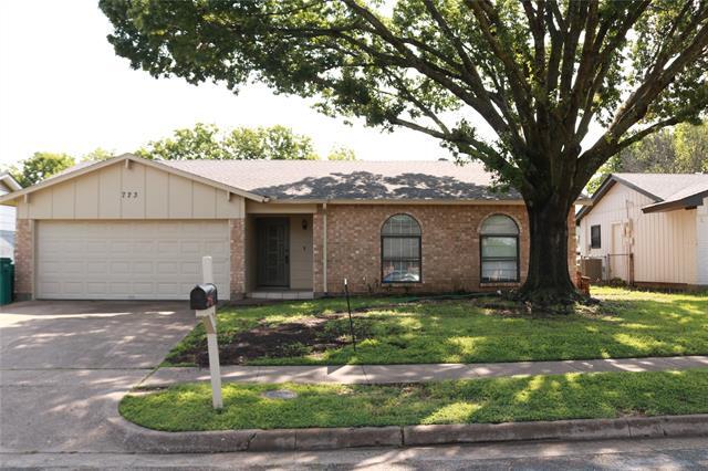property at 723 Lisa Ln