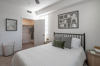 Westbrook Apartments in Riverside, CA - Building Photo - Interior Photo