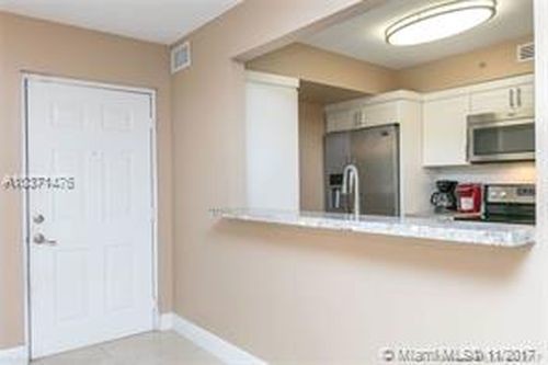 12160 St.Andrews Pl-Unit -7G in Miramar, FL - Foto de edificio - Building Photo