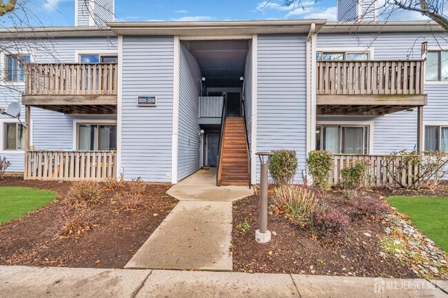 property at 2016 Aspen Dr