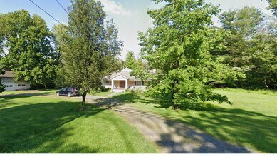 232 King George Rd in Warren, NJ - Foto de edificio - Building Photo