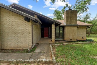 12203 Conrad Rd in Austin, TX - Building Photo - Building Photo