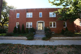 1631 A St SE in Washington, DC - Building Photo - Building Photo