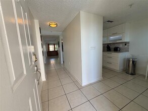 1005 Gulf Blvd in Indian Rocks Beach, FL - Building Photo - Building Photo