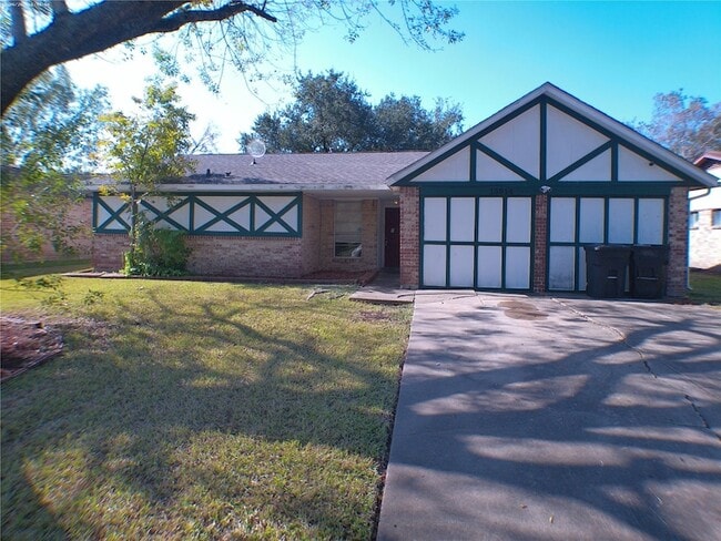 15914 Willbriar Ln in Missouri City, TX - Building Photo - Building Photo