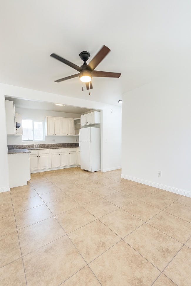 property at 617 E 109th St