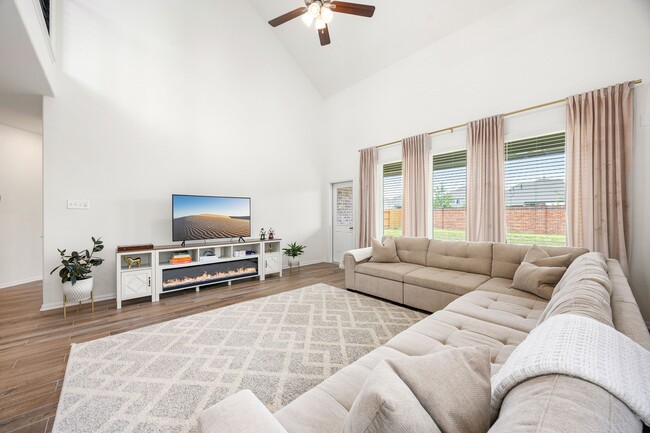 property at 2487 Solaris Bnd Dr