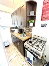 338 Van Buren St, Unit SI FL1-ID1520228P in Hollywood, FL - Foto de edificio - Building Photo