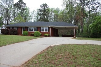 3327 Poplar Springs Rd in Gainesville, GA - Building Photo - Building Photo