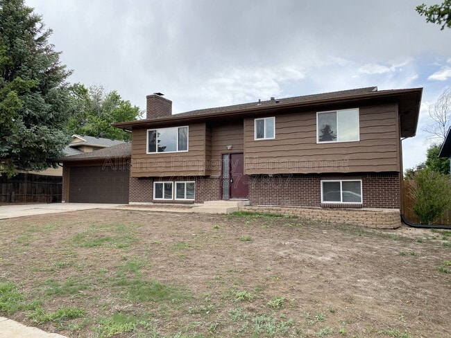 property at 6087 Del Rey Dr