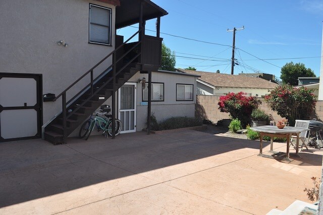 131 Montecito Ave in Pismo Beach, CA - Building Photo
