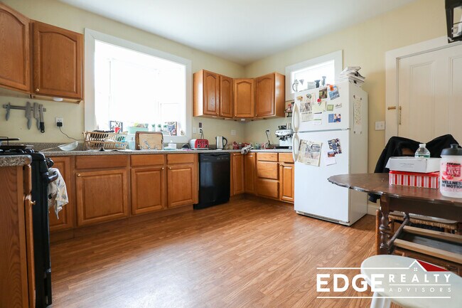 78 Surrey St, Unit 1