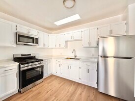 2718 Cochran Ave in Los Angeles, CA - Building Photo