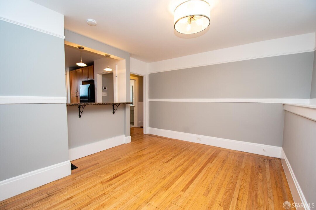 2052 Jones St in San Francisco, CA - Building Photo