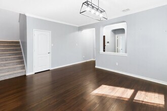 11306 Sawyer Valley in San Antonio, TX - Foto de edificio - Building Photo