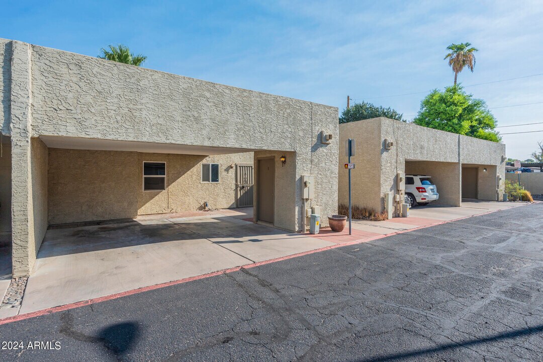 3119 N 38th St in Phoenix, AZ - Building Photo