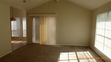 3822 Newcomen Dr in Houston, TX - Building Photo - Building Photo