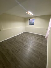 7726 Acrocomia Dr in Hanover, MD - Building Photo - Building Photo