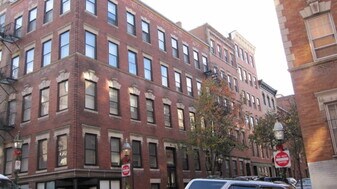 40 Revere St, Unit UNIT 3 in Boston, MA - Building Photo