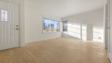 7608 39th Ave SW in Seattle, WA - Building Photo - Building Photo