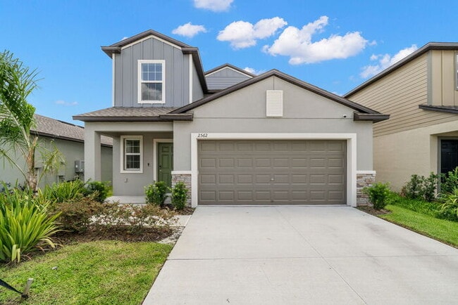 property at 2562 Leonia Ln