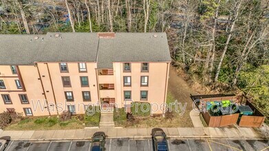 2200 Castle Rock Square in Reston, VA - Building Photo - Building Photo